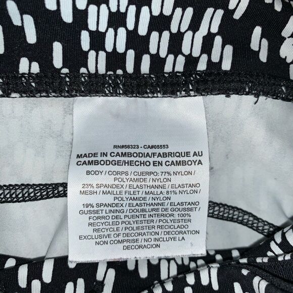 NIKE Dri-Fit Black & White Mesh Leggings Size Medium - Picture 8 of 8